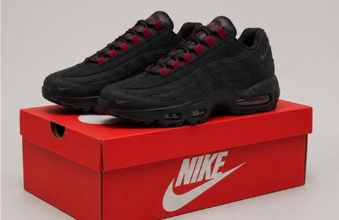 Nike Air Max 95 “Bred” / Black Red