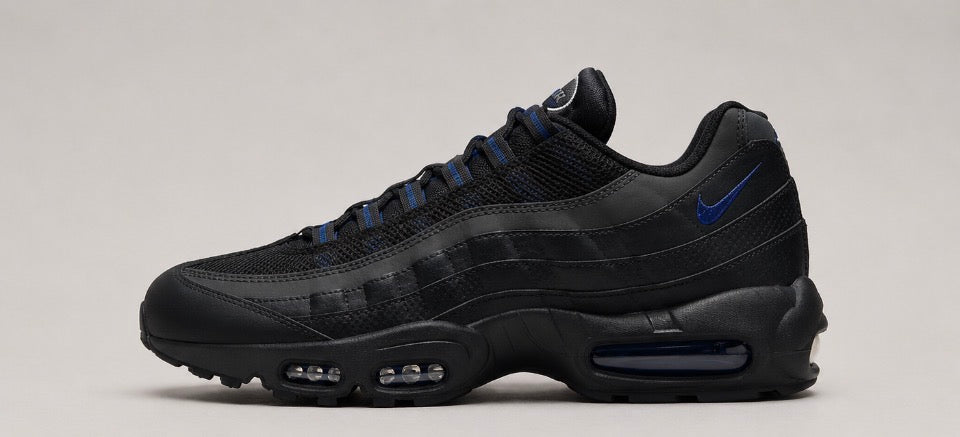 Nike Air Max 95 Essential – Black / Game Royal (Imperial Blue)