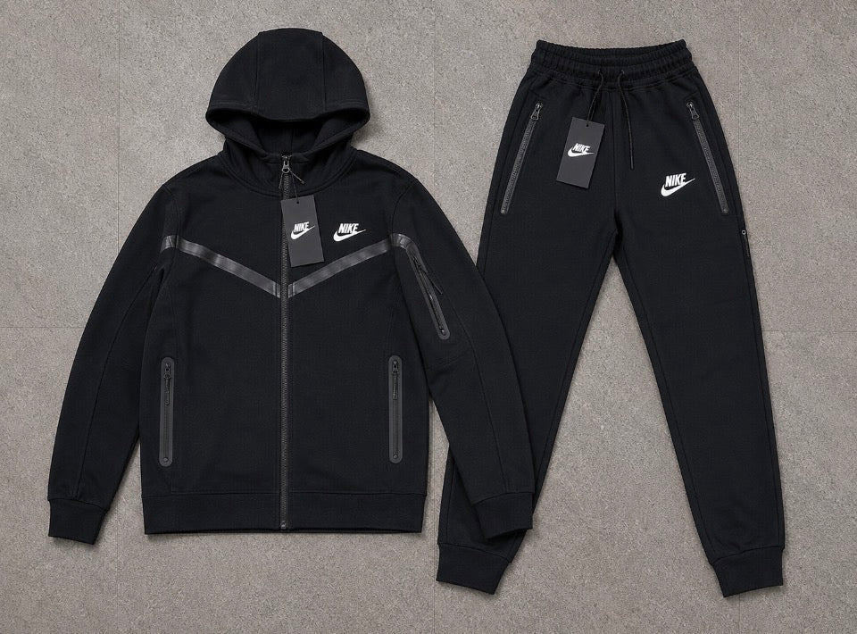 Nike Sportswear Tech Fleece Windrunner Full-Zip Tracksuit – Black