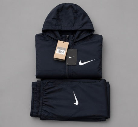 Nike Men's Woven Tracksuit – Navy